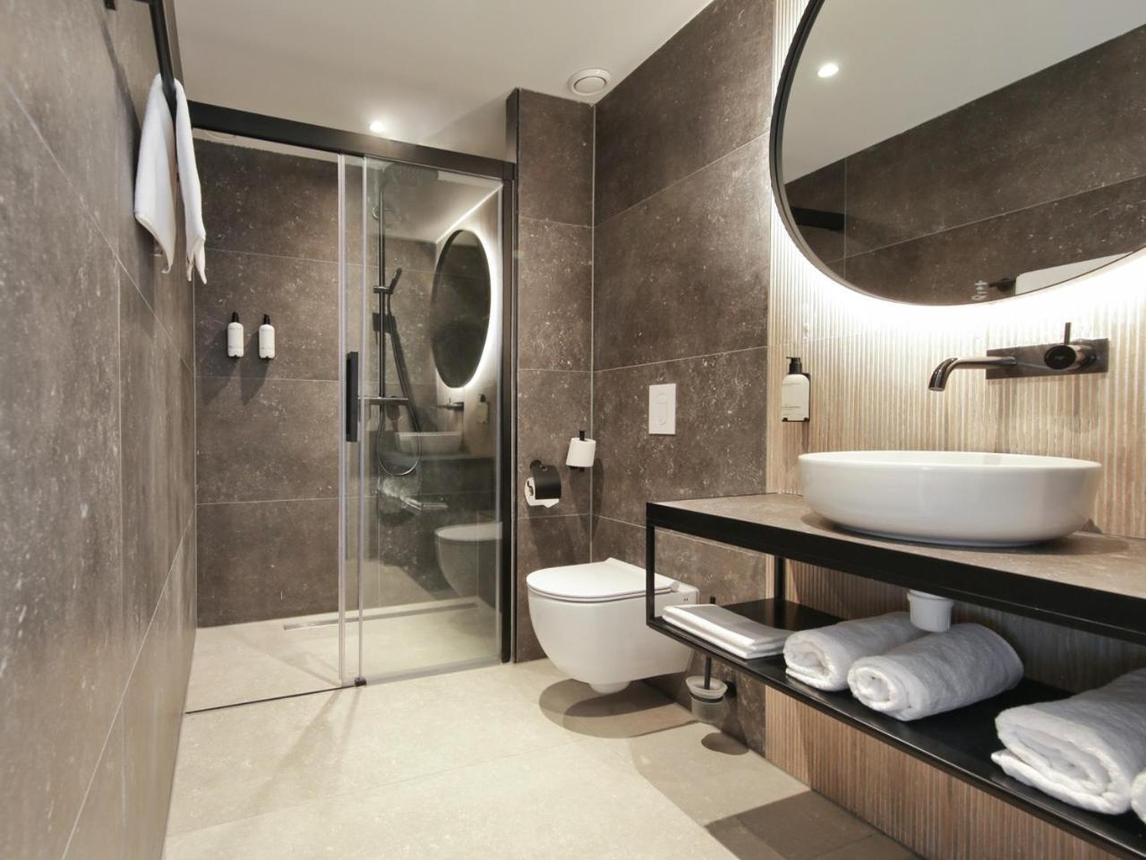 Boutique Hotel Hans - Amsterdam Schiphol Airport บาดโฮเวอดอร์ป ภายนอก รูปภาพ