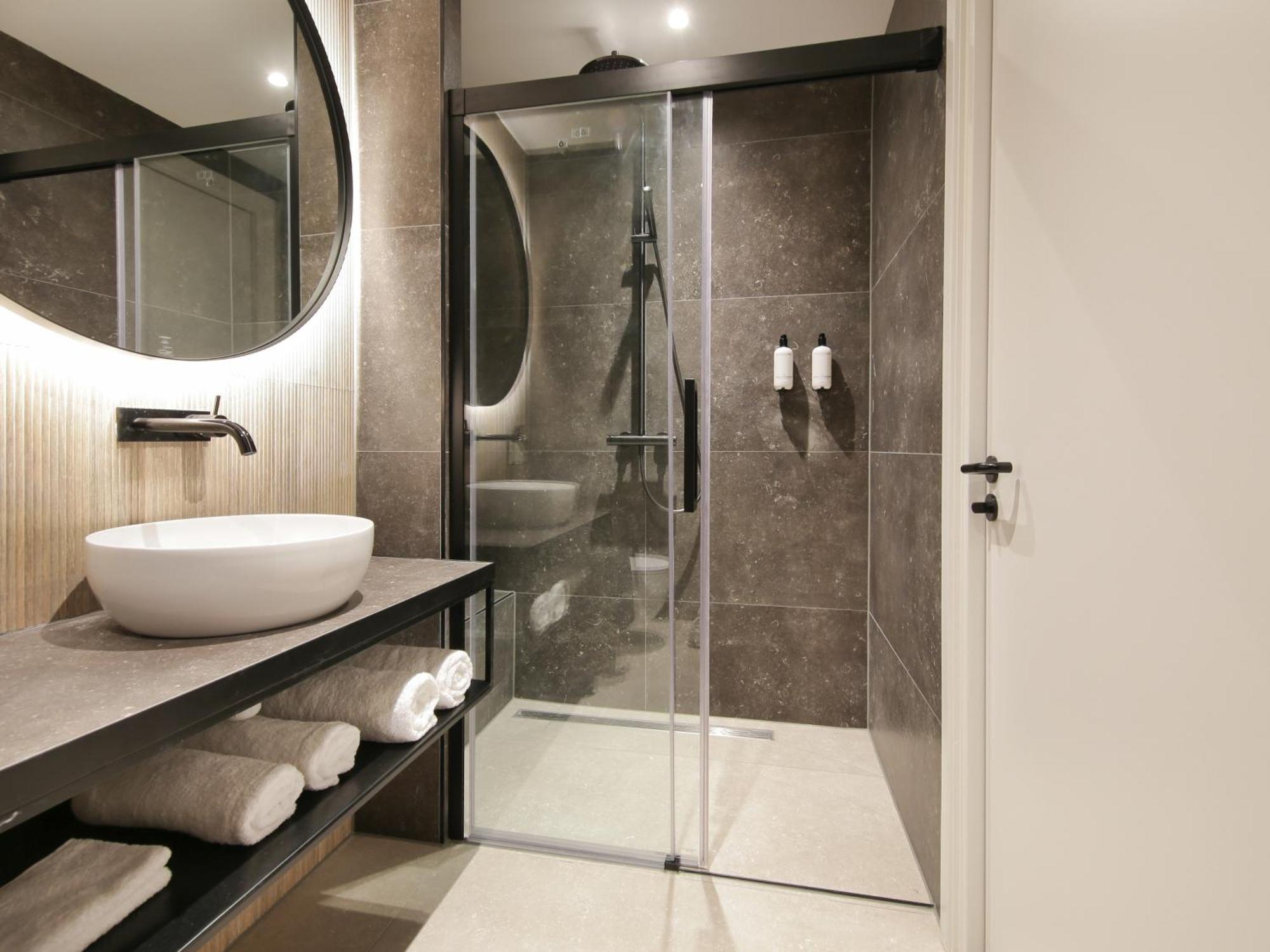 Boutique Hotel Hans - Amsterdam Schiphol Airport บาดโฮเวอดอร์ป ภายนอก รูปภาพ